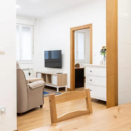 Bonito Y Comodo Cerca De La Playa * San Sebastián